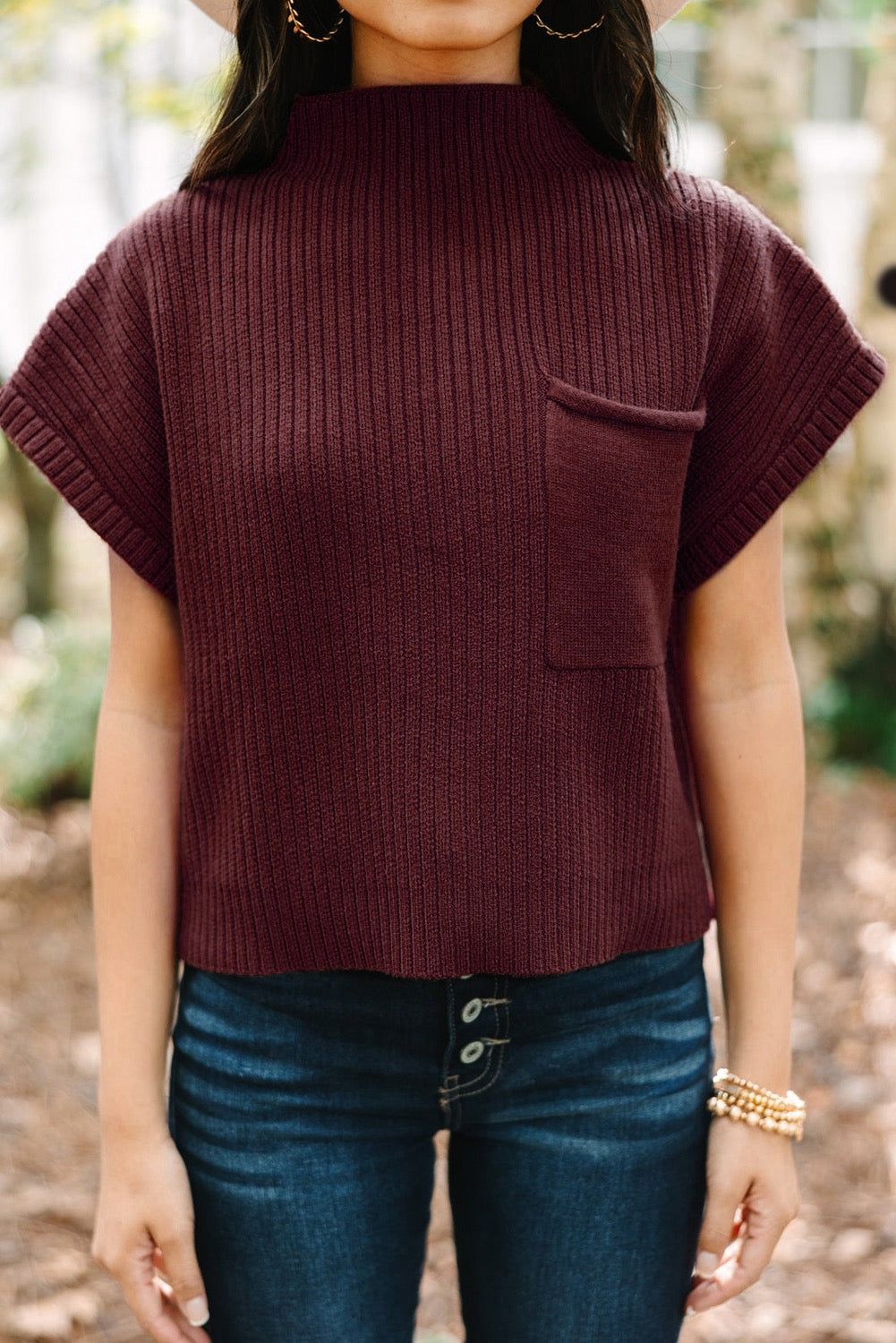 Burgundy Ribbed Knit Short Sleeve Sweater